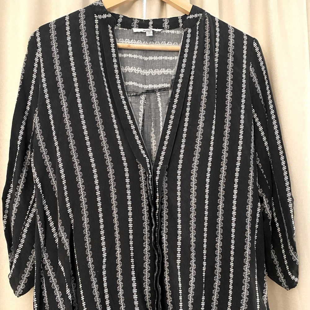 In great condition. Very comfortable.